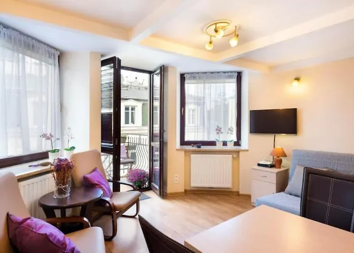 Vanilla 4, 3bdr 1,5bth In Centre