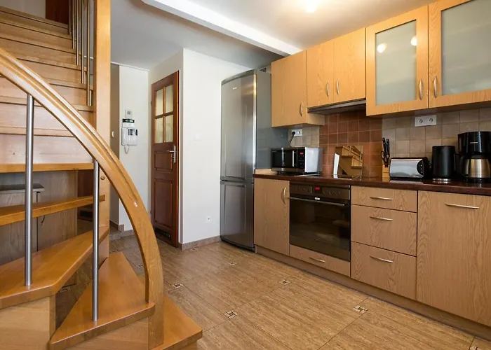 Vanilla 4, 3bdr 1,5bth In Centre Lejlighed Kraków