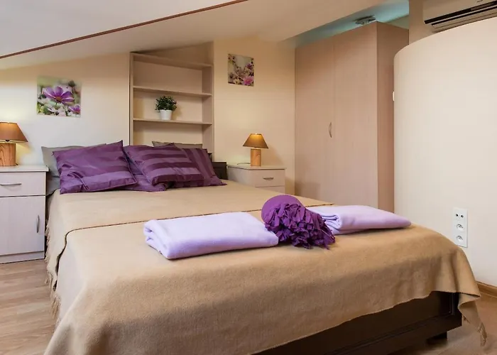 Lejlighed Vanilla 4, 3bdr 1,5bth In Centre