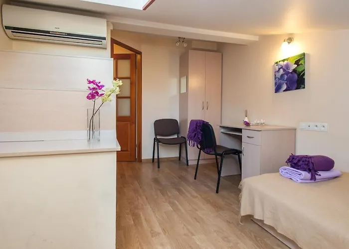 Lejlighed Vanilla 4, 3bdr 1,5bth In Centre *