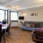 Vanilla 4, 3bdr 1,5bth In Centre Apartamento *