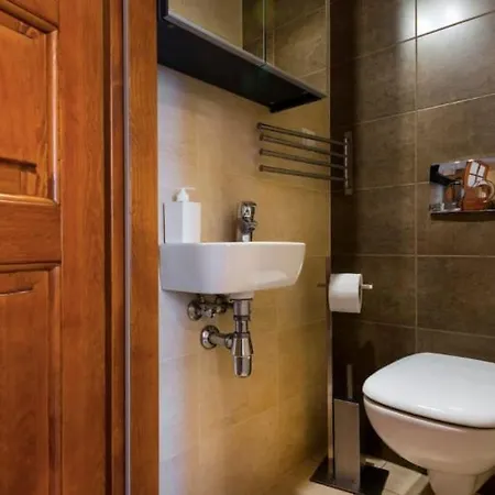 Vanilla 4, 3bdr 1,5bth In Centre Cracovie